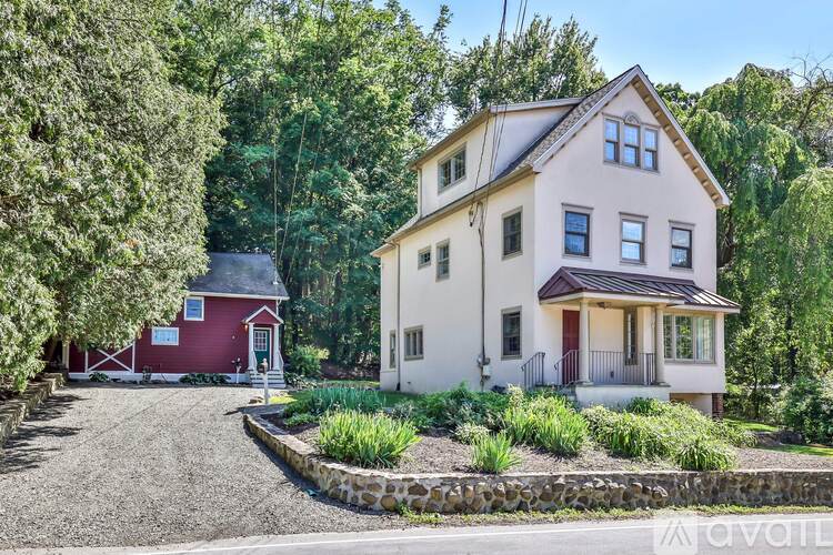 181 Washington Street 4 Beds Single Family Home for Rent - Photo gallery 3