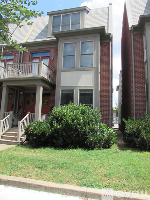 2628 W Grace St 3 Beds Apartment for Rent