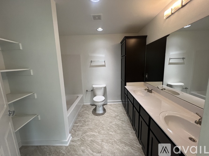 608 & 610 North 6th Street 3 Beds Single Family Home for Rent - Photo gallery 4