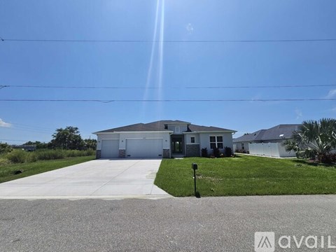 9370 Snapper Cir 3 Beds Apartment for Rent