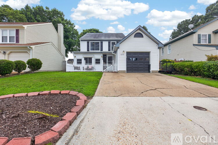 1072 Taylor Rd 3 Beds Single Family Home for Rent - Photo gallery 1
