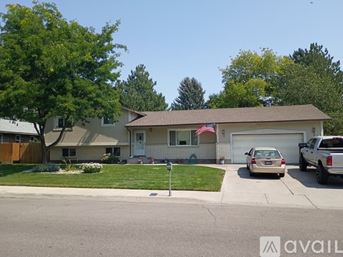 725 Dickson Avenue 5 Beds Apartment for Rent