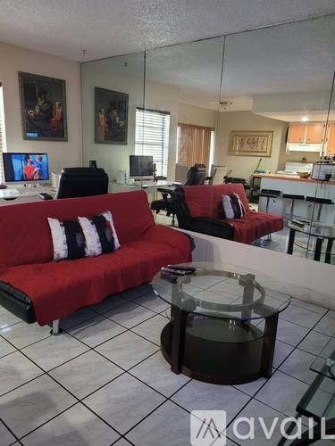 9380 West Flagler Street 2 Beds Apartment for Rent - Photo gallery 1
