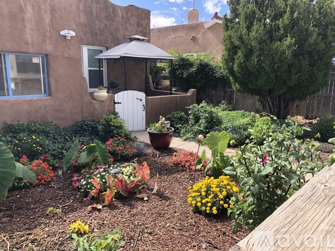 516 Granite NW 2 Beds Single Family Home for Rent - Photo gallery 1
