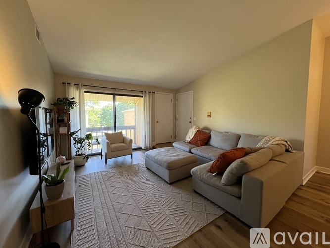 115 Olesen Dr 2 Beds Apartment for Rent - Photo gallery 4