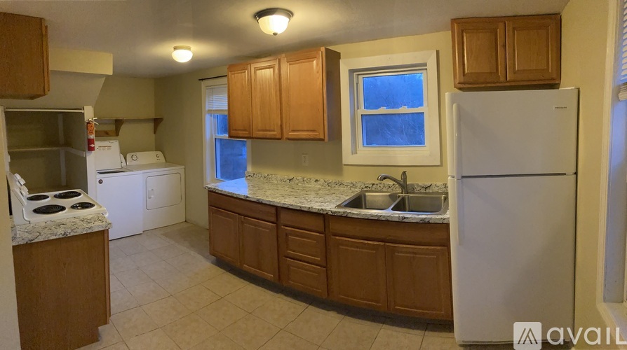 20 Main St 2 Beds Apartment for Rent - Photo gallery 4
