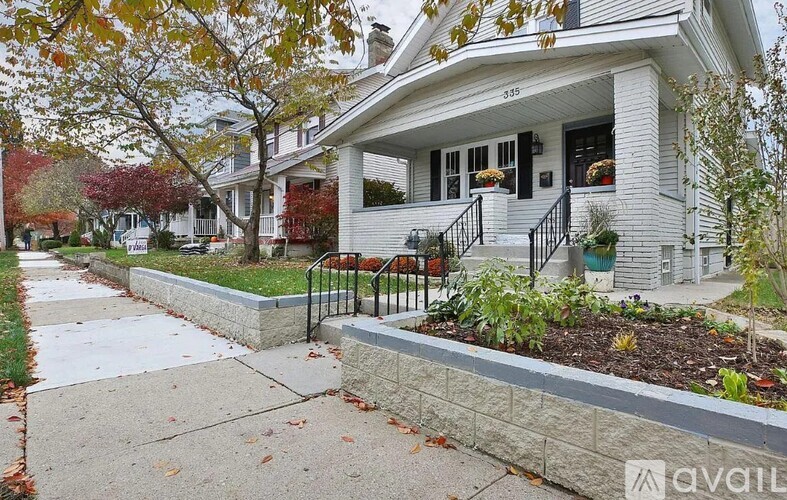 335 East Moler Street 2 Beds Single Family Home for Rent - Photo gallery 3