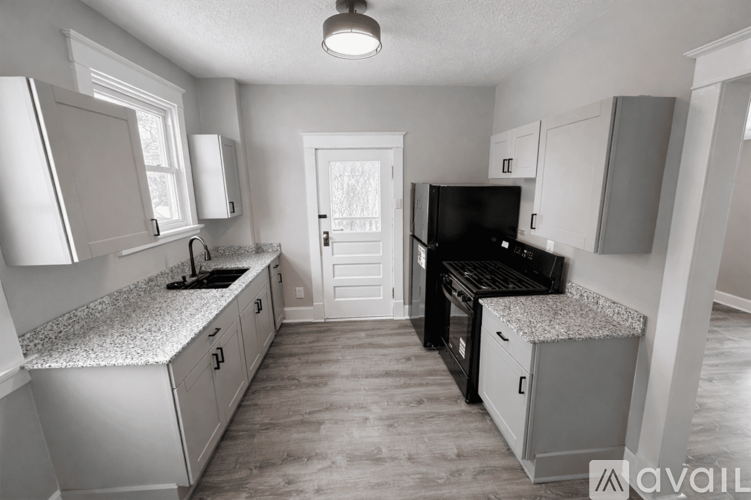 2550 Montana Ave 3 Beds Single Family Home for Rent - Photo gallery 2