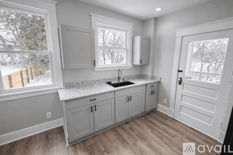 2550 Montana Ave 3 Beds Single Family Home for Rent - Photo gallery 4