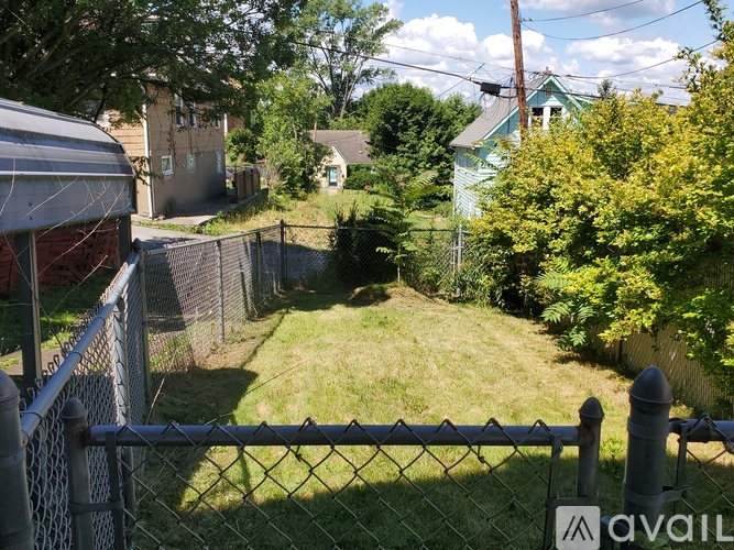 1515 Ridge Avenue 3 Beds Single Family Home for Rent - Photo gallery 2