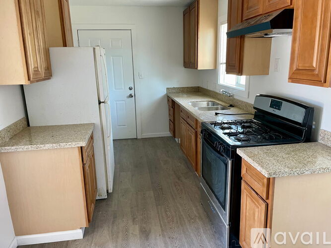 867 Edythe Street 3 Beds Single Family Home for Rent - Photo gallery 5
