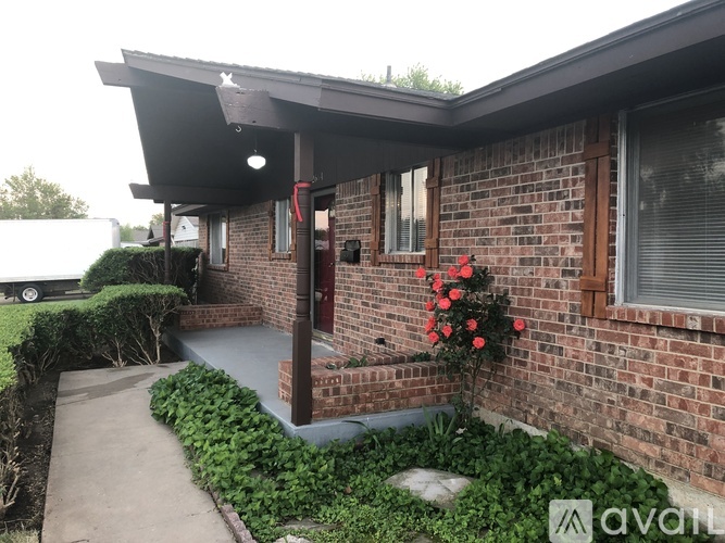 2664 SW 85th St 3 Beds Single Family Home for Rent - Photo gallery 2
