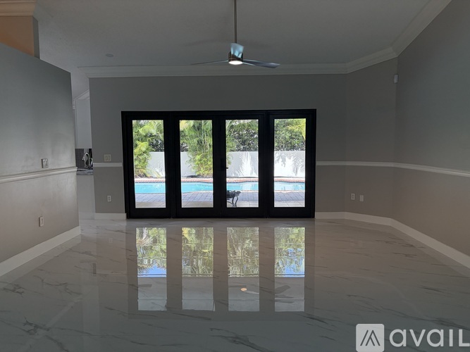 16421 Northwest 84th Avenue 4 Beds Single Family Home for Rent - Photo gallery 4