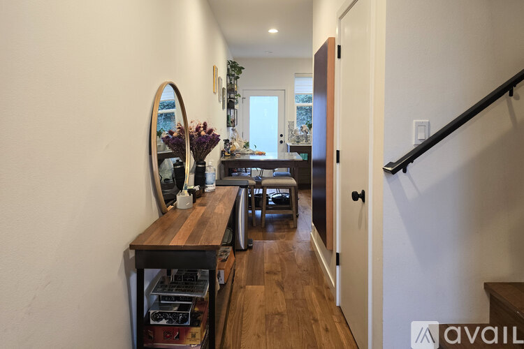 3858 22nd Avenue Southwest 2 Beds Single Family Home for Rent - Photo gallery 4