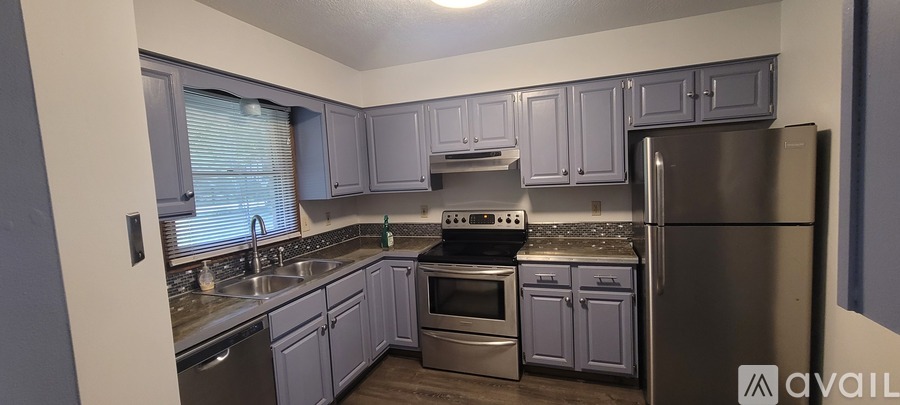 81 Mount Pleasant Road 3 Beds Single Family Home for Rent - Photo gallery 5