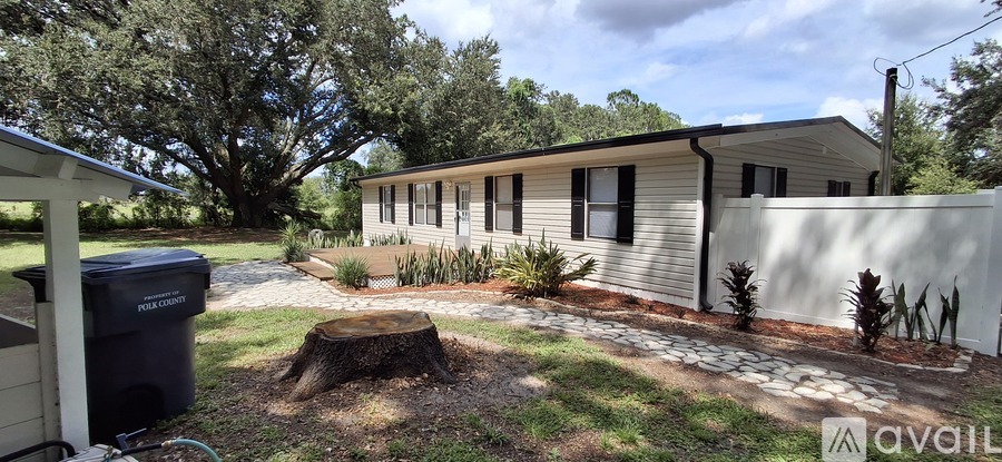 21 Crescent Ridge Road 3 Beds Single Family Home for Rent - Photo gallery 4