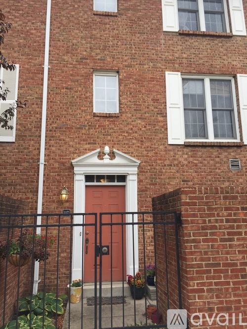 117 North Patterson Boulevard 2 Beds Single Family Home for Rent - Photo gallery 1