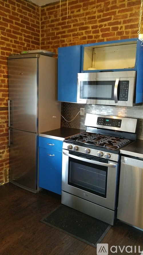 212 Lehigh Avenue 2 Beds Apartment for Rent - Photo gallery 2