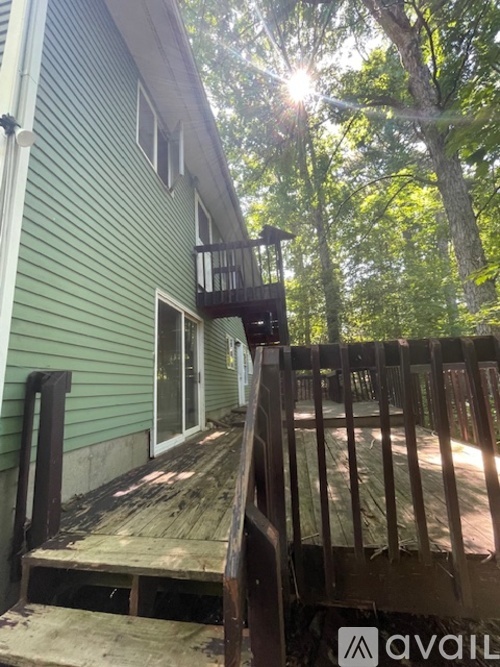 10 Raymond Drive 3 Beds Single Family Home for Rent - Photo gallery 2