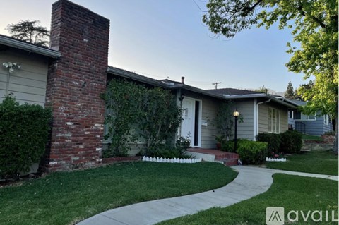 1085 Riviera Drive 3 Beds Apartment for Rent