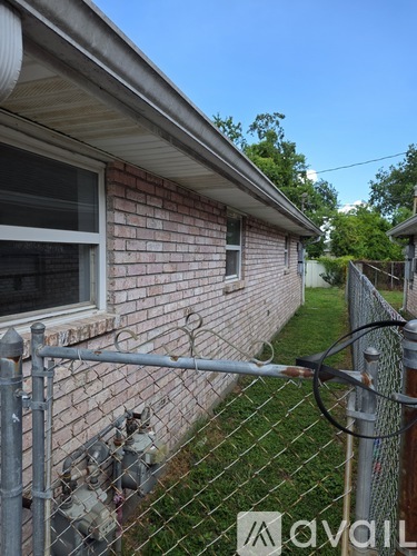 511 E Genie St 3 Beds Apartment for Rent - Photo gallery 2