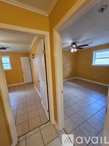 511 E Genie St 3 Beds Apartment for Rent - Photo gallery 5