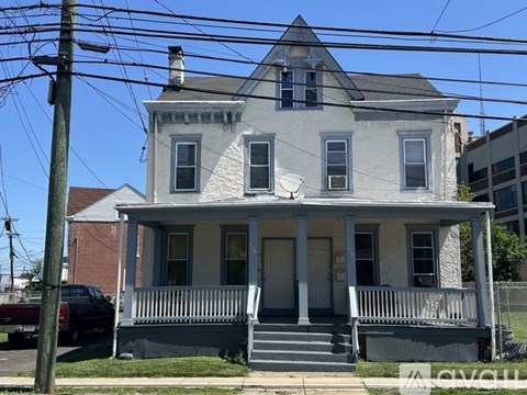436 Pennington Avenue 2 Beds Apartment for Rent