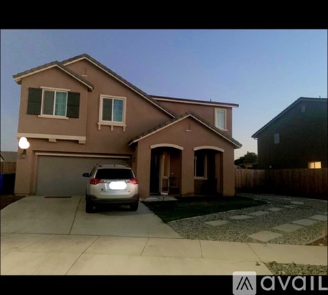 435 Pearl Drive 4 Beds Apartment for Rent