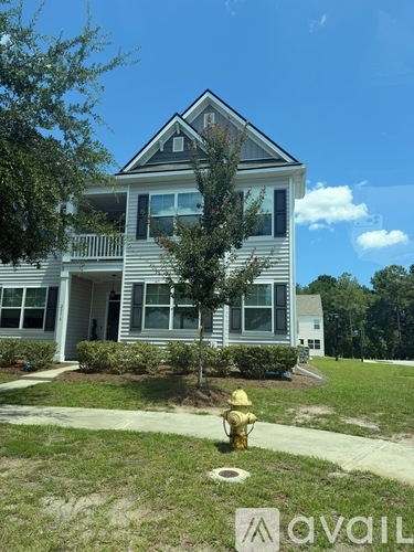 2076 Blakers Boulevard 4 Beds Single Family Home for Rent - Photo gallery 1