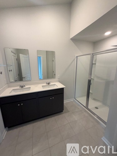 2076 Blakers Boulevard 4 Beds Single Family Home for Rent - Photo gallery 3