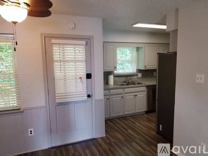 2430 Lakeview Circle 2 Beds Townhouse for Rent - Photo gallery 5