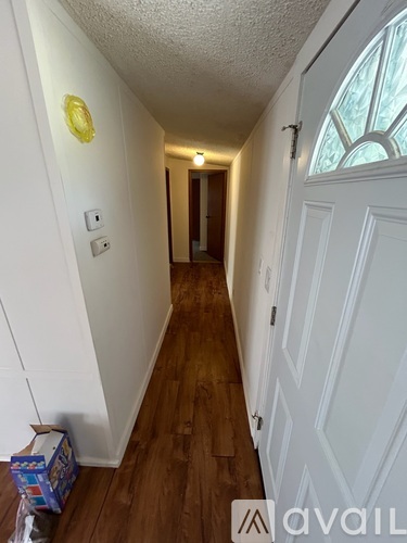 2250 White Road 3 Beds Single Family Home for Rent - Photo gallery 5