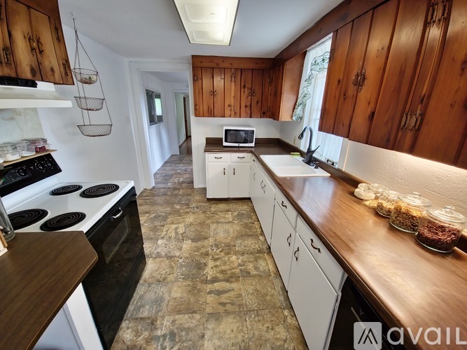 1462 Wind Mountain Road 3 Beds Single Family Home for Rent - Photo gallery 5