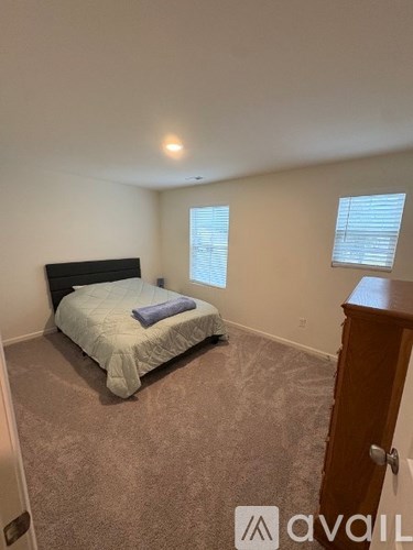 487 Hewett Landing Drive 4 Beds Apartment for Rent