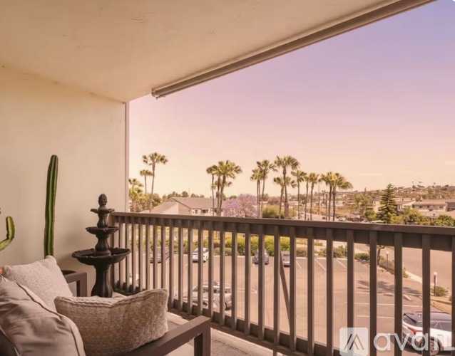 4444 West Point Loma Boulevard 1 Condo for Rent - Photo gallery 2