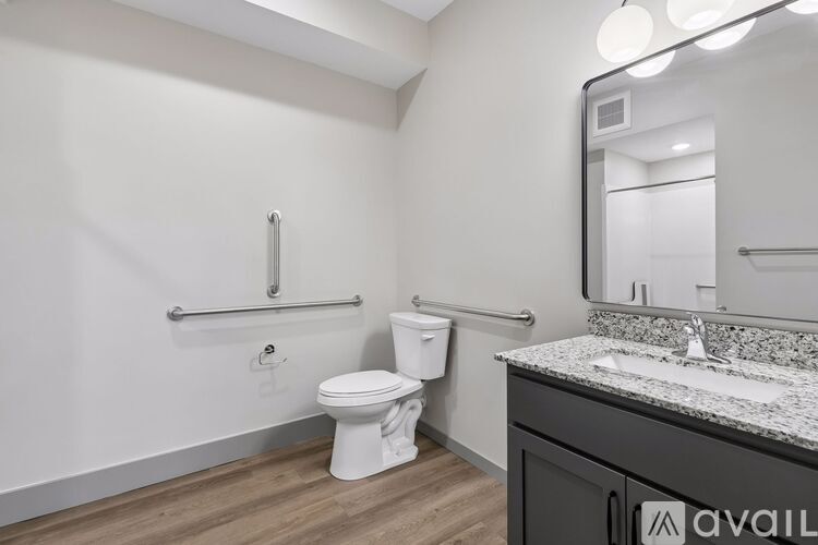 321 6th Street East 1 Apartment for Rent - Photo gallery 5