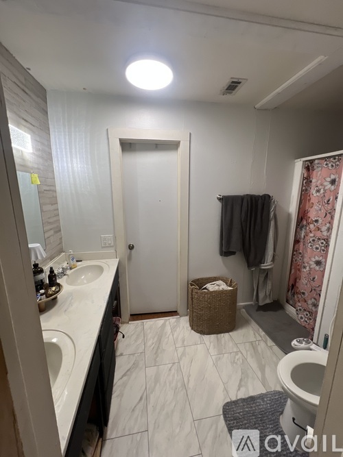 200 S Hughes St 2 Beds Apartment for Rent - Photo gallery 4