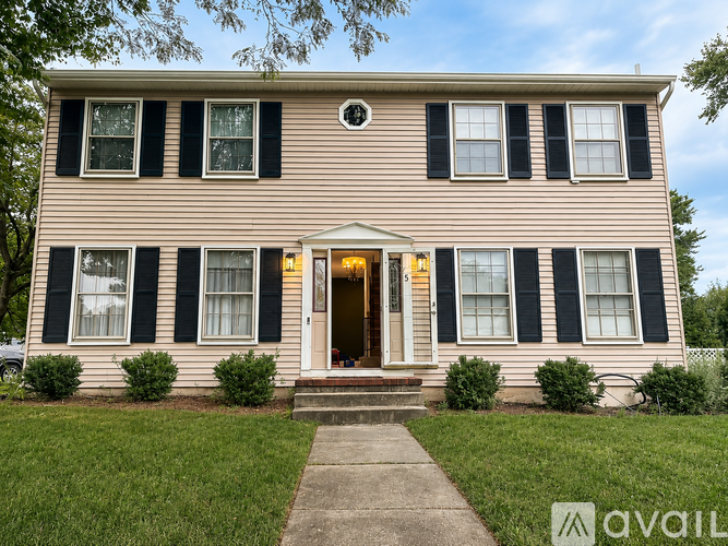 5 Dennison Place 3 Beds Single Family Home for Rent - Photo gallery 2