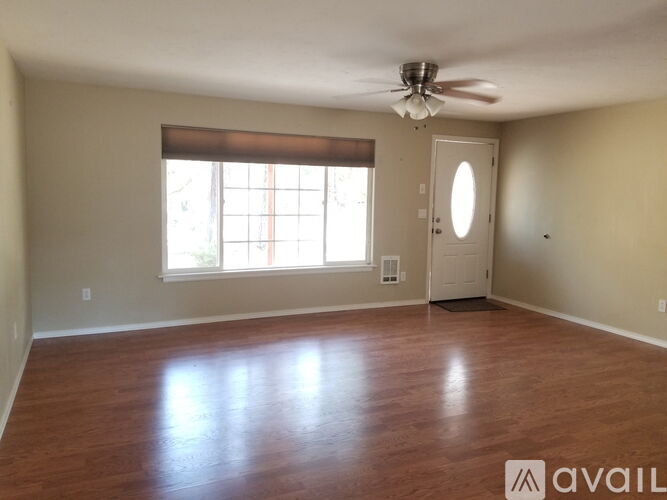 59632 Cheyenne Road 2 Beds Single Family Home for Rent - Photo gallery 2