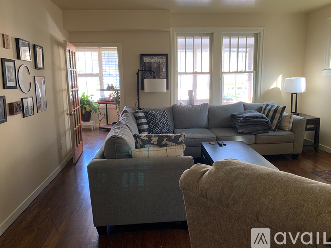 46 E State St 2 Beds Apartment for Rent - Photo gallery 1