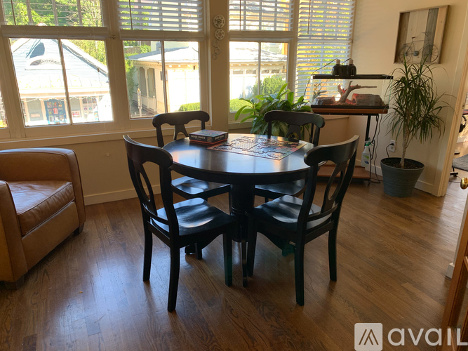 46 E State St 2 Beds Apartment for Rent - Photo gallery 3
