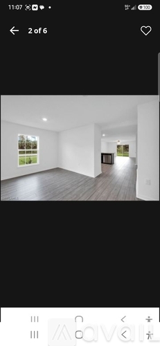 2720 Northeast 7th Place 4 Beds Single Family Home for Rent - Photo gallery 2