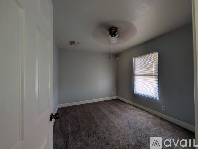 1019 South 4th Avenue 2 Beds Single Family Home for Rent - Photo gallery 2