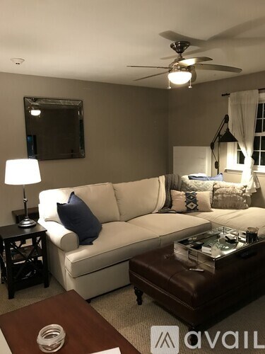 264 Lafayette Rd 2 Beds Apartment for Rent