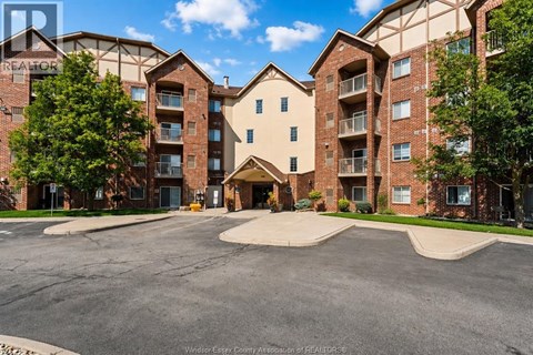 3160 WILDWOOD Unit# 217 2 Beds Apartment for Rent
