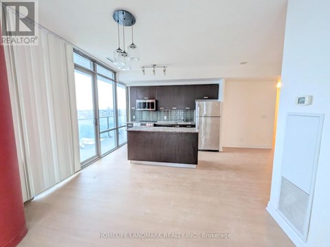 3310 - 832 BAY STREET 4 Beds Apartment for Rent
