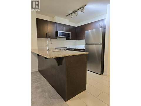 406 11667 HANEY BYPASS 2 Beds Apartment for Rent
