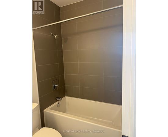 1806 - 609 AVENUE ROAD 3 Beds Apartment, Condo, Home for Rent - Photo gallery 3