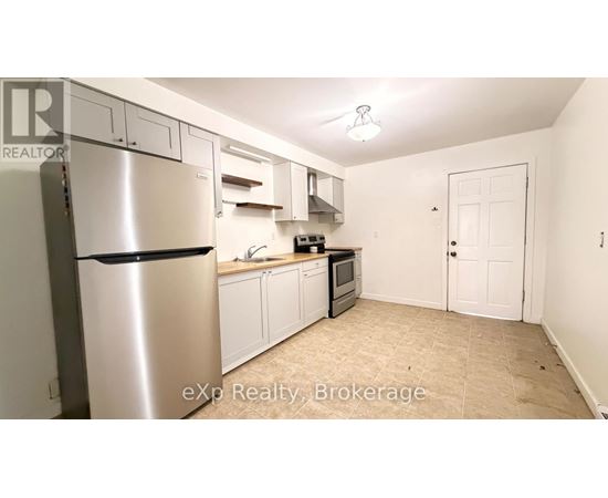 20 CHARLOTTE STREET 2 Beds Home, Multifamily, Fourplex for Rent - Photo gallery 4