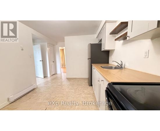 20 CHARLOTTE STREET 2 Beds Home, Multifamily, Fourplex for Rent - Photo gallery 5